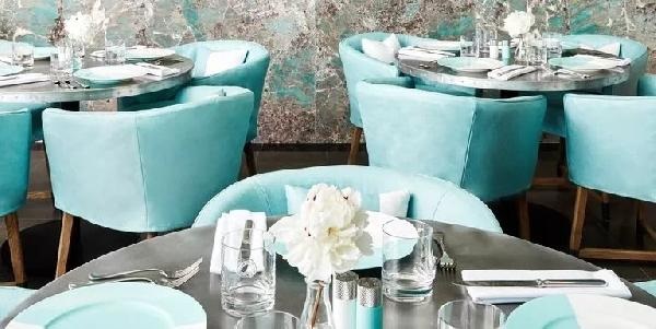 五十六年后，你終于能在Tiffany吃上早餐了