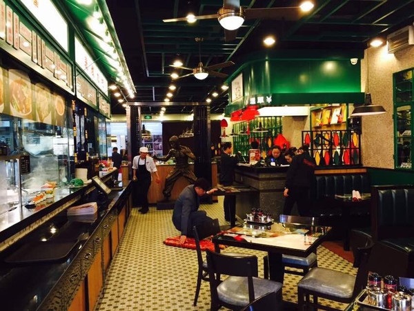 餐廳連虧6年被逼上絕路，她用三招挽救了這家注定要賠本的店！