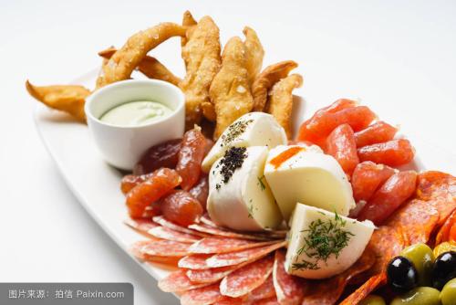 無人餐廳、外賣并購、中餐出海......那些妄圖顛覆餐飲的事件，現(xiàn)在咋樣啦？|餐飲界