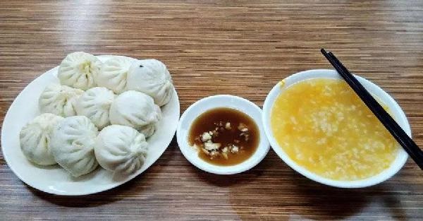 60平米早餐店一早收了5000塊，老板做了這五件事