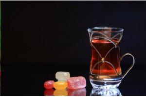 飲品行業(yè)正迎來2個指數級增長機會：咖啡向下，茶飲向上|餐飲界