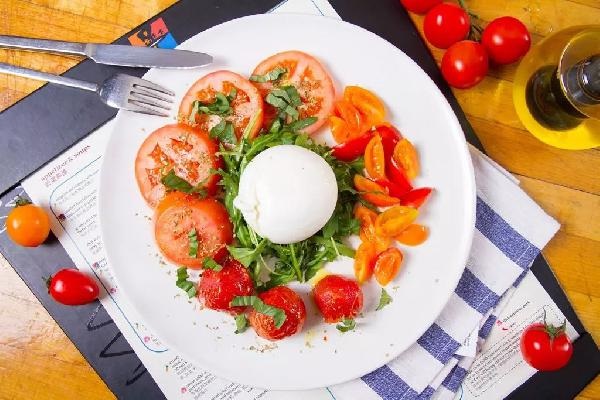 法式“黑鳳梨” or 芝士滾意面，不想選就都收了吧！