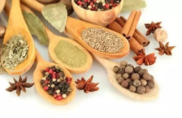 2個(gè)月開除3個(gè)采購員！餐飲老板應(yīng)該如何杜絕吃回扣現(xiàn)象？