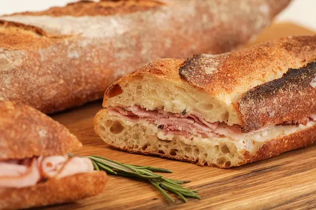 法國(guó)人很憂傷，漢堡包的銷量在他們那已經(jīng)超過法棍了