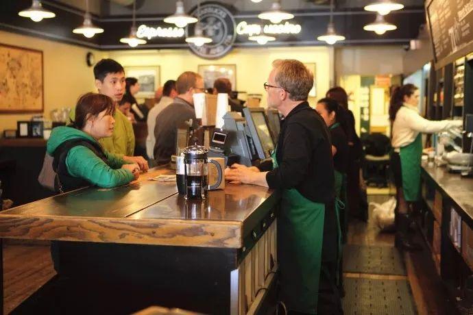 咖啡市場模式兩極分化態(tài)勢明顯，第三空間VS新零售的對抗？