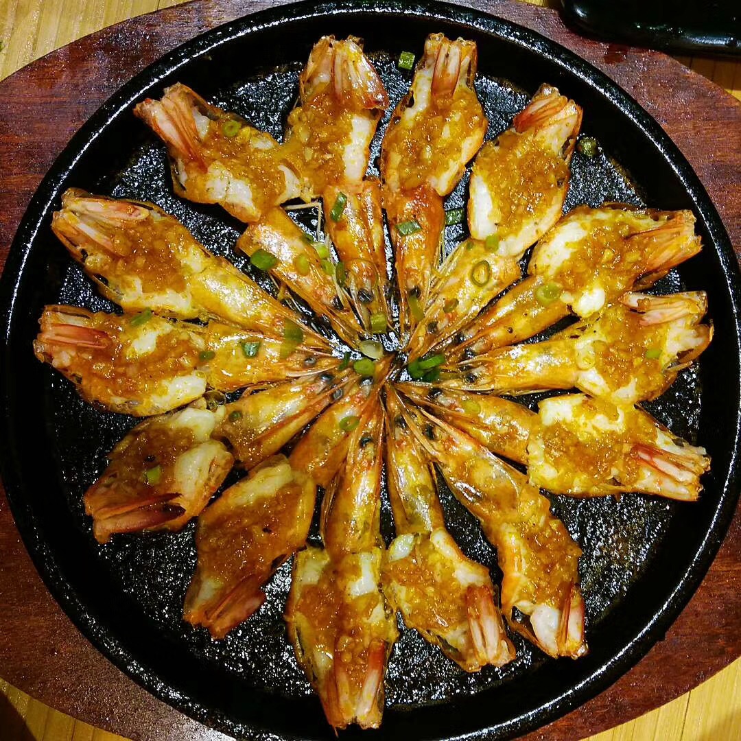 餐飲大事件219期|星巴克中國試水15元早餐、茶顏悅色將在深圳開快閃店、店員因癡迷網(wǎng)絡(luò)賭博，竟綁架老板娘索要300萬|餐飲界