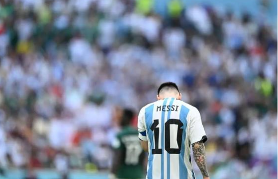 足球夜宵嘉年華啟動(dòng)！順豐同城攜手太二、TSINGTAO 1903……陪你嗨翻球賽季|餐飲界