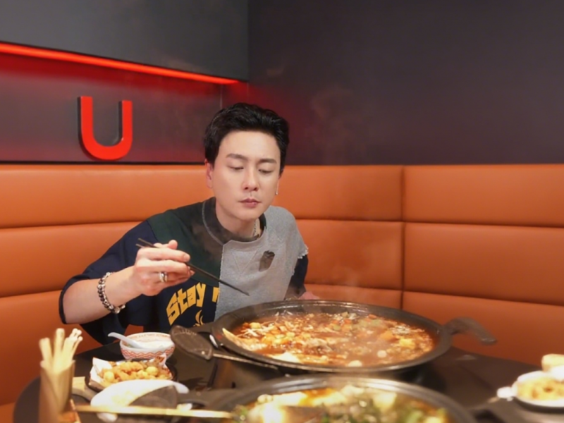 借勢抖音明星流量，餐飲品牌打造同款套餐撬動年輕市場